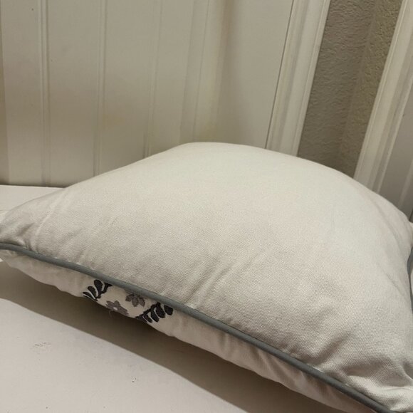 Harbor House Stella White Navy Paisley Embroidered Square Bed Throw Pillow 17X17 - Picture 7 of 8